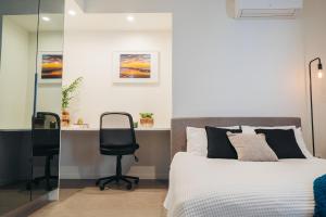 Peaceful & Quiet Near Beach, Cafe's & Hospital - Sydney Tourism 5