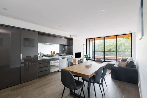 A 3BR Apt Next To Melbourne Zoo FREE Parking - Sydney Tourism 0