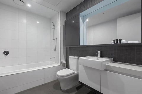 A 3BR Apt Next To Melbourne Zoo FREE Parking - Sydney Tourism 3