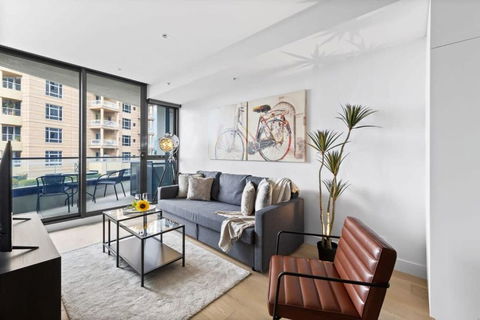 A Stylish 2BR Apt In The Heart Of Chapel Street - Sydney Tourism 0