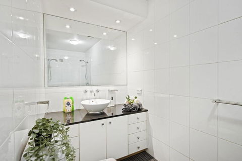 A Stylish Studio For 6 Next To Darling Harbour - Sydney Tourism 2