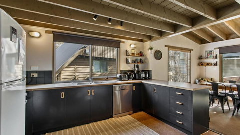 Aaragon - Sydney Tourism 2