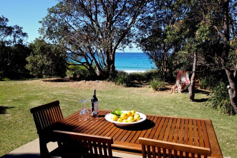 Absolute Beachfront Mollymook - Sydney Tourism 0