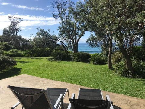 Absolute Beachfront Mollymook - Sydney Tourism 2