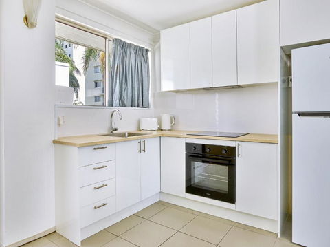 Affordable Accommodation In The Heart Of Surfers Paradise - Sydney Tourism 4