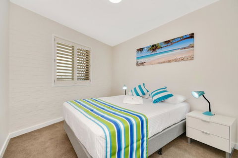 Alex Beach Apt Bilgola4 - Sydney Tourism 1