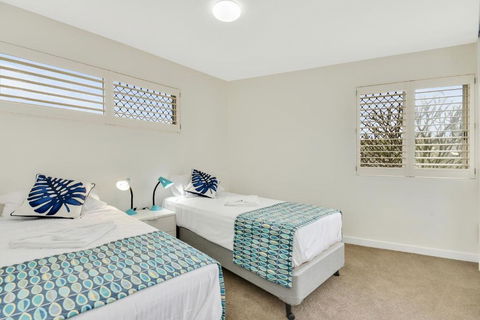 Alex Beach Apt Bilgola4 - Sydney Tourism 4