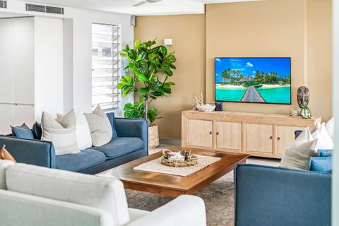 Alex Beach House - Sydney Tourism 3
