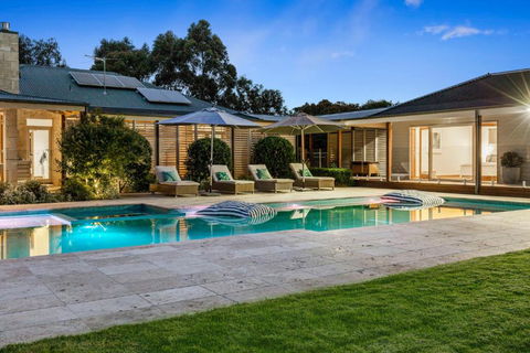 Amaroo Luxury Family Resort Mornington Peninsula - Sydney Tourism 3