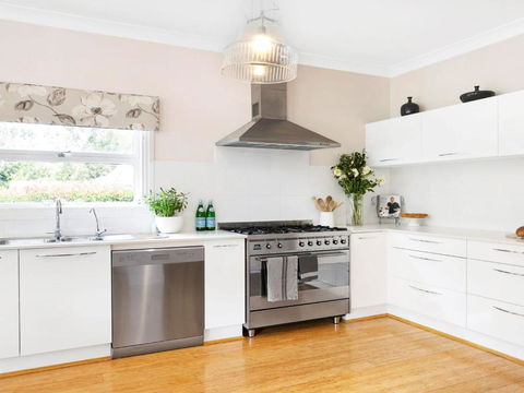 Amber Cottage - Sydney Tourism 4
