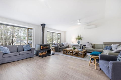 Anglesey - Pet Friendly With Pool & Tennis Court - 4 Mins Walk To Beach - Sydney Tourism 2
