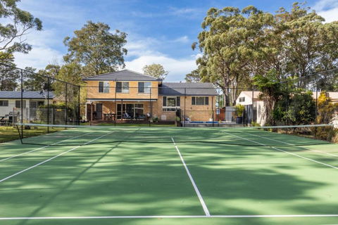 Anglesey - Pet Friendly With Pool & Tennis Court - 4 Mins Walk To Beach - Sydney Tourism 3