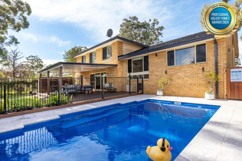 Anglesey - Pet Friendly With Pool & Tennis Court - 4 Mins Walk To Beach - Sydney Tourism 0