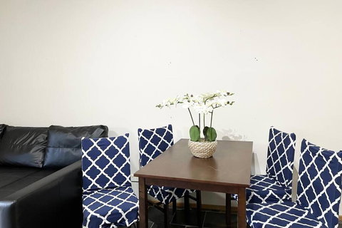 Apartment On The Hill - Sydney Tourism 3