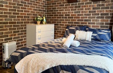 Apartment On The Hill - Sydney Tourism 1