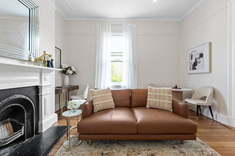 Art Deco W Modern Twist 1Bed 1Bath 1Car New Farm - Sydney Tourism 4