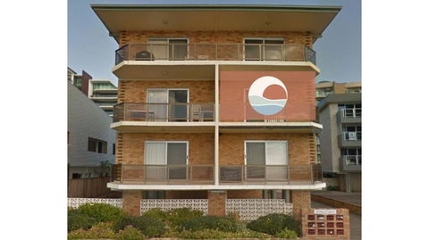At The Beach, Debra Court Unit 5 - Sydney Tourism 4