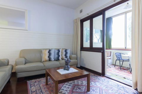 B2 Crawley Apartment 1 BRM & Sleepout Near UWA - Sydney Tourism 2