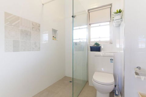 B7 Crawley Apartment 1 BRM & Sleepout Near UWA - Sydney Tourism 1