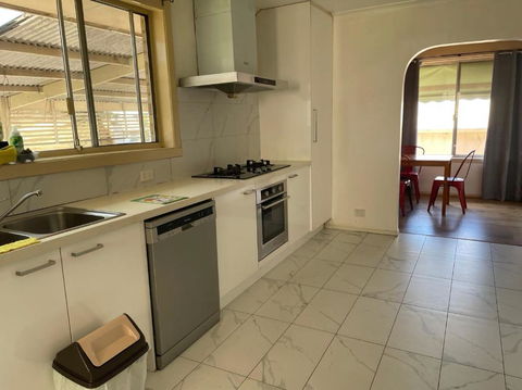 B Convenient And Livable Place For Daily Life - Sydney Tourism 4