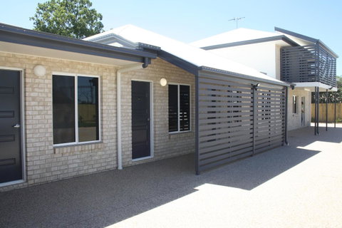 Emerald Park Motel - Sydney Tourism 15