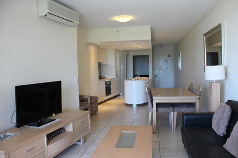 Blue C Coolangatta - Sydney Tourism 27