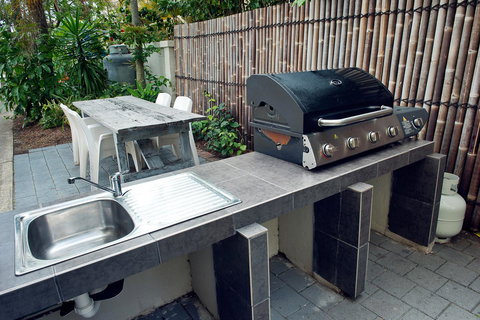 Burleigh Gold Coast Motel - Sydney Tourism 23