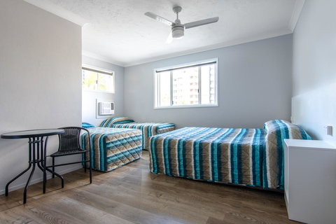 Burleigh Gold Coast Motel - Sydney Tourism 3