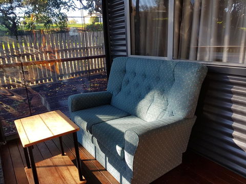 Bee-Haven Cottage - Sydney Tourism 8