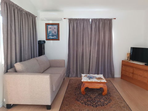 Bee-Haven Cottage - Sydney Tourism 6
