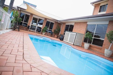 Charleville Motel - Sydney Tourism 1