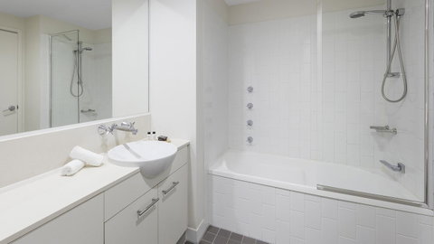 Apartments @ 212 Margaret - Sydney Tourism 11
