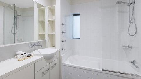 Apartments @ 212 Margaret - Sydney Tourism 6