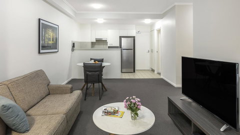 Apartments @ 212 Margaret - Sydney Tourism 8