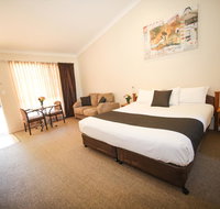 Roma Explorers Inn - Sydney Tourism