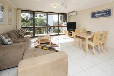 Burleigh Palms Holiday Apartments - Sydney Tourism 15