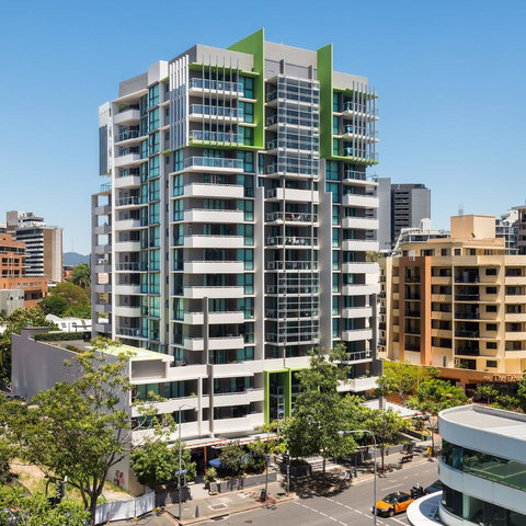 Flynn Brisbane - Sydney Tourism 5