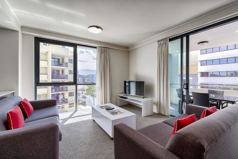 Flynn Brisbane - Sydney Tourism 8