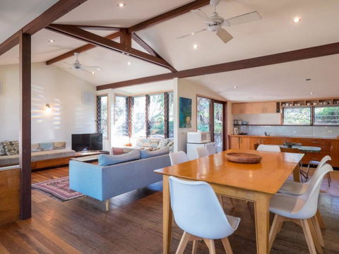 Laguna House - Sydney Tourism 0