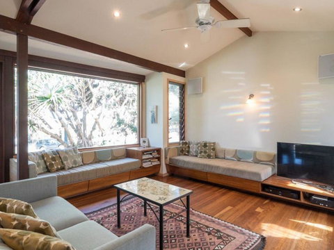 Laguna House - Sydney Tourism 14