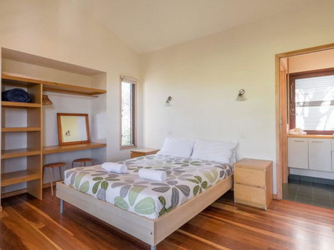 Laguna House - Sydney Tourism 6
