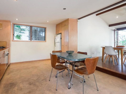 Laguna House - Sydney Tourism 2