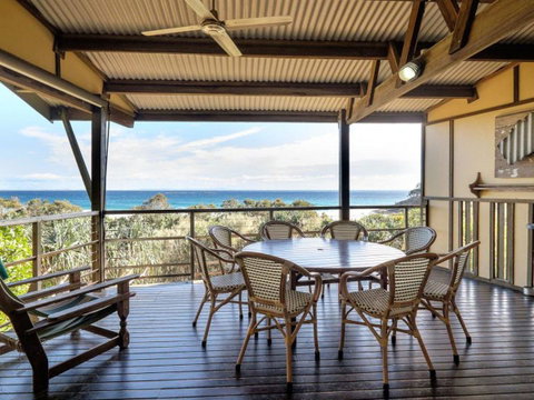 Claytons 1 By Discover Stradbroke - Sydney Tourism 12