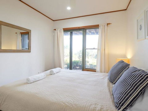 Claytons 1 By Discover Stradbroke - Sydney Tourism 6