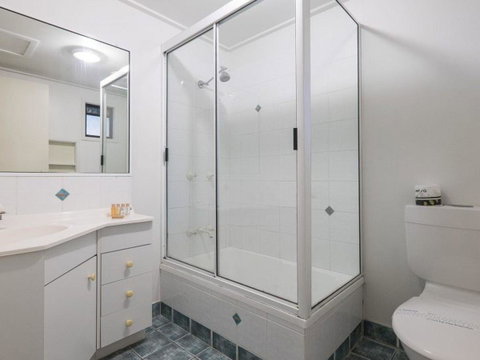 Billa Blue By Discover Stradbroke - Sydney Tourism 8