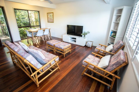 Point Break Beach House - Sydney Tourism 5