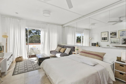 23a At The Islander - Sydney Tourism 1
