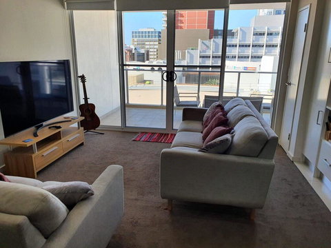 (just Listed) Bolton St 1br 350m Walk To Newcastle Beach +++ Wifi End Eand - Sydney Tourism 1