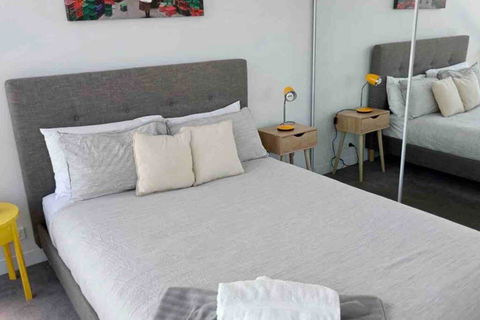 , Elsternwick, Impressive 2bed:carspot:15mins To CBD - Sydney Tourism 1