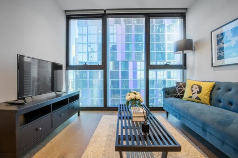 , HollywoodDream@2Bd2Bth Lv38, Free Tram, Mel CBD - Sydney Tourism 1